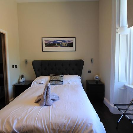Western Guest House Абърдийн Екстериор снимка